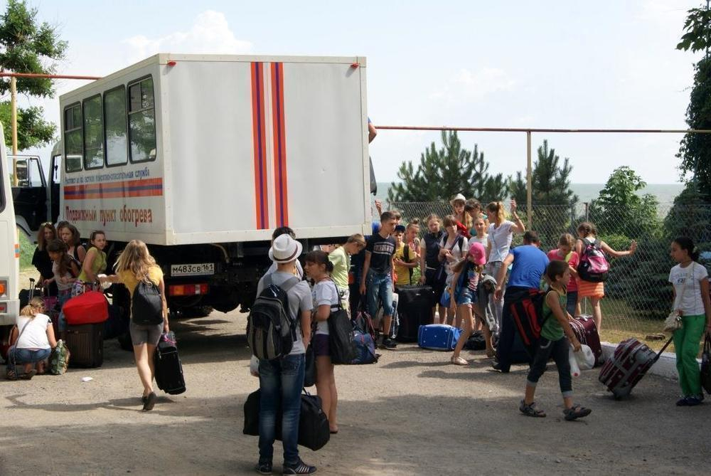 500 детей из ДНР приехали в Ростовскую область для отдыха