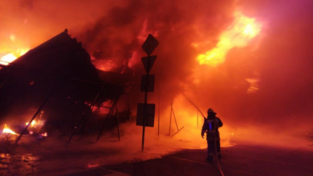 На рынке «Атлант» под Ростовом произошел крупный пожар
