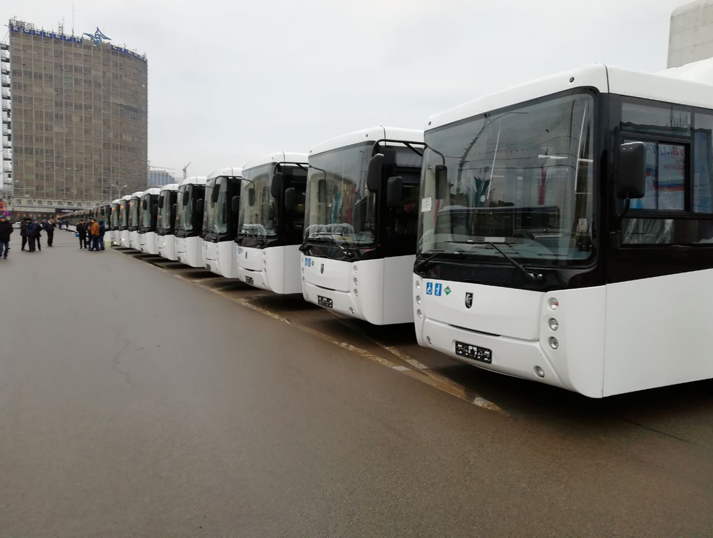 В Ростов прибыла партия низкопольных автобусов на газомоторном топливе