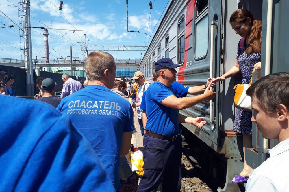 Из Ростовской области 57 беженцев отправились домой в Мариуполь