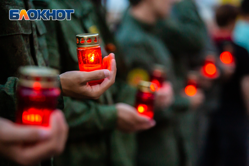 В Новочеркасске простились с погибшим в СВО командиром взвода «Казачьей сотни»