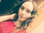 За гаражными постройками нашли задушенную 15-летнюю школьницу из Ростовской области