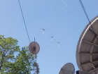 Боевые истребители и самолеты, пролетевшие прямо над головами, до истерики напугали жителей Ростова