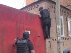 Лжеревизоры ходили по магазинам на Дону и вымогали деньги у бизнесменов