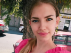 «Яндекс-Няня» из Ростова рассказала в соцсетях о смерти отца ее троих детей