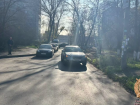 В Ростове 7-летний ребенок получил травмы после наезда во дворе дома