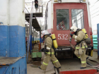 Ярким пламенем вспыхнула бытовая постройка трамвайного депо в Ростовской области