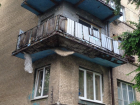 В Ростове, на Западном,  после капитального  ремонта в «Доме-гиганте» обрушился  балкон 