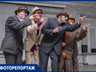 «Сюжет для каждого свой»: в Ростове состоялась премьера спектакля уличного театра Ларамбла «Светлячки»