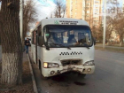 Маршрутка №59 и пять иномарок столкнулись на проспекте Сельмаш в Ростове