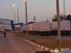 Российские грузовики с гуманитарным грузом для Украины остаются на МАПП Донецк