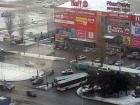 Водители ростовских автобусов устроили опасные гонки и попали в аварию