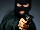 Вооруженный огнестрельным оружием мужчина совершил нападение на офис «Деньги в руки» в Ростове