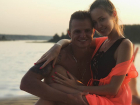 Влюбленные обнимашки заподозренной в беременности Костенко с экс-мужем Ольги Бузовой «взорвали» поклонников 