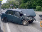 На проспекте Стачки в Ростове произошло массовое ДТП с участием автобуса и легковушки