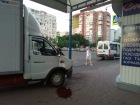 Трое пассажиров маршрутки пострадали после жесткого тарана «Газелью» на остановке Ростова