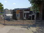 Три жителя Ростовской области украли с кладбища 30 надгробий