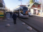 На Станиславского тестовый трамвай сошел с рельсов