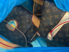 Таможенники в Ростовской области изъяли сумки и обувь Louis Vuitton и Chanel на 4 млн рублей