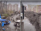 В Ростове горы черного снега мешают жить жителям Александровки