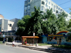 Убитая остановка отпугивает от себя пассажиров общественного транспорта в Ростове