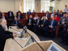 «Не кради»: после предложения экс-депутата Федяева Меркурий встретился с чиновниками и обсудил нравственные основы