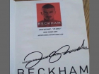 Книгу с автографом красавчика Дэвида Бекхэма без сожаления продает житель Ростова