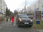 Автохам на внедорожнике из Ростова на тротуаре в Минске возмутил соцсети