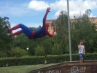 Ростовский Человек-паук поразил людей восхитительными прыжками и сальто на видео