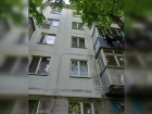 В Ростовской области 2-летняя девочка разбилась насмерть, выпав из окна квартиры