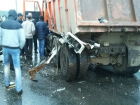 Два ростовских дальнобойщика на КамАЗах пострадали в смертельном ДТП на воронежской трассе