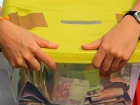 Ящик с пожертвованиями для детей украли из магазина двое жителей Ростовской области