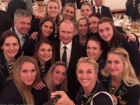 Очаровательные донские гандболистки подарили российскому президенту мяч с автографами 