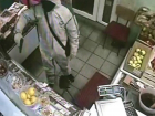 Трусливый рецидивист с газовым пистолетом попытался ограбить продуктовый магазин в Ростовской области