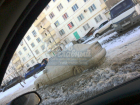 Автомобили превратились в жуткие ледяные скульптуры из-за прорыва водопровода в Ростове