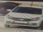 Алчный человек-невидимка попытался выкрасть автомобиль у невнимательного владельца на видео в Ростове