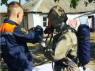 Тела двух мужчин подняли спасатели из канализационной ямы в Ростовской области