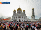 Патриарх Кирилл освятил отреставрированный Кафедральный собор в Ростове
