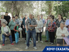 «Недавно похоронили»: в Ростове управляющая компания пыталась организовать самозахват домов