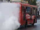 Задымившийся в пути автобус взбесил ростовчан и заставил вновь вспомнить о подорожании проезда 