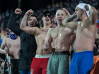 Обнаженные фанаты "Ростова" во время битвы с "Манчестер Юнайтед" попали на фото