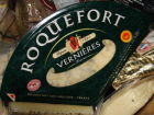 Десятки килограммов мясных деликатесов и французских сыров были уничтожены в Ростове