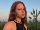 «Учусь играть на гитаре»: Дарья Кнурева в конкурсе «Мисс Блокнот Ростов-2023»