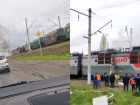 В Ростовской области загорелся электровоз с зерном