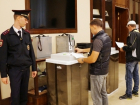 Полиция Ростовской области расследует 22 нарушения на выборах