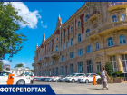 Мэрская стоянка: какие машины паркуются возле администрации Ростова