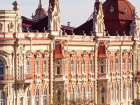 Ростов и Краснодар обошли почти всю Россию по квартирам с дворцовыми интерьерами