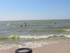 Мужчина скончался во время отдыха на пляже Таганрога 
