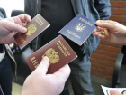 На три месяца украинке предложили покинуть страну, чтобы получить гражданство РФ