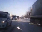 Читатель «Блокнота» снял на видео кортеж высокопоставленных чиновников, мчащийся по встречке на трассе М-4 «Дон»